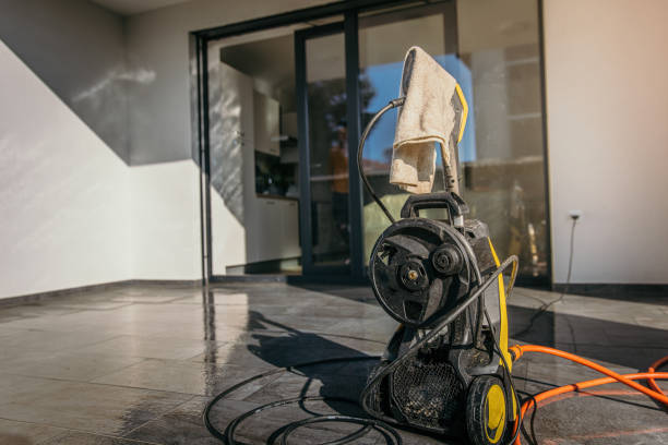 Animal Enclosure Cleaning in Orangeville, UT